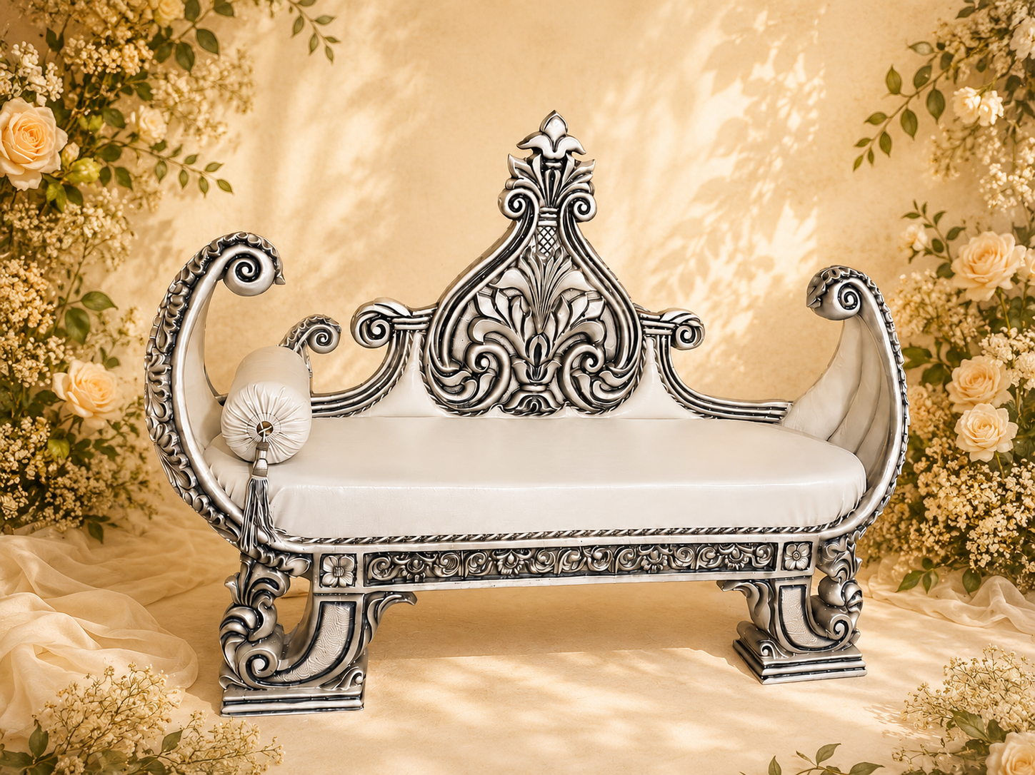 SINHASON 3 SEATER